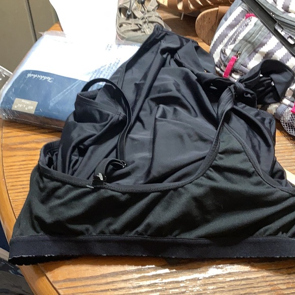 Plus Bow-Tie One Piece Swimsuit Kona Sol - Picture 6 of 6